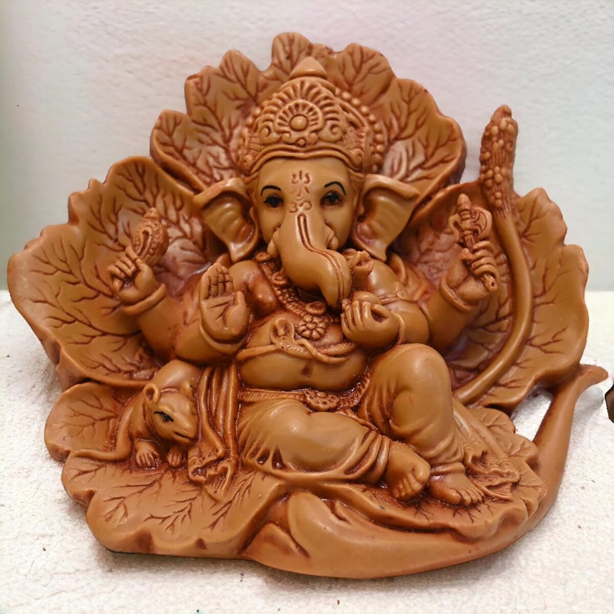 Ganesh Ganpati Bappa (Shoeflower) Idol for Car Dashboard | Living Room | Drawing Room | House Warming | Puja Ghar | Decoration & Gifting - Image 4